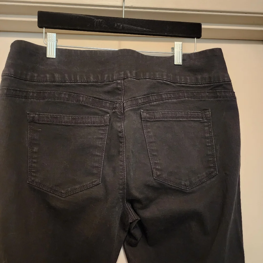 Style & Co Boot Leg Jean - Picture 9 of 13